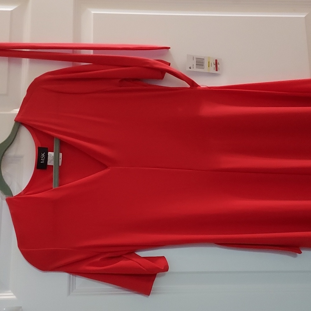 Midi dress v neck with or without  tie belt included